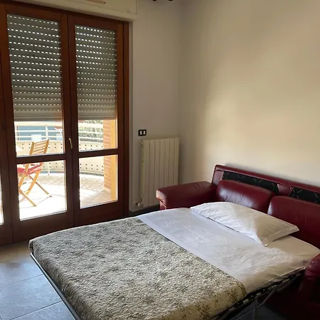 Et - Tra E Mare Porto Recanati